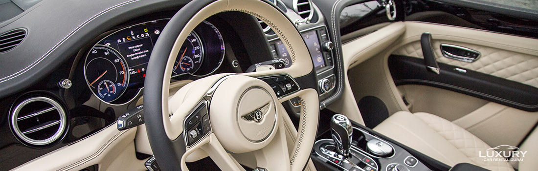 Bentley Betayga interior