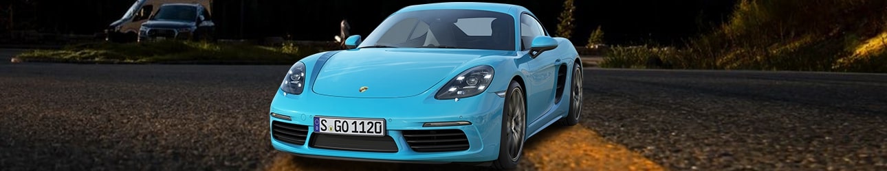 Blue Porsche in Dubai
